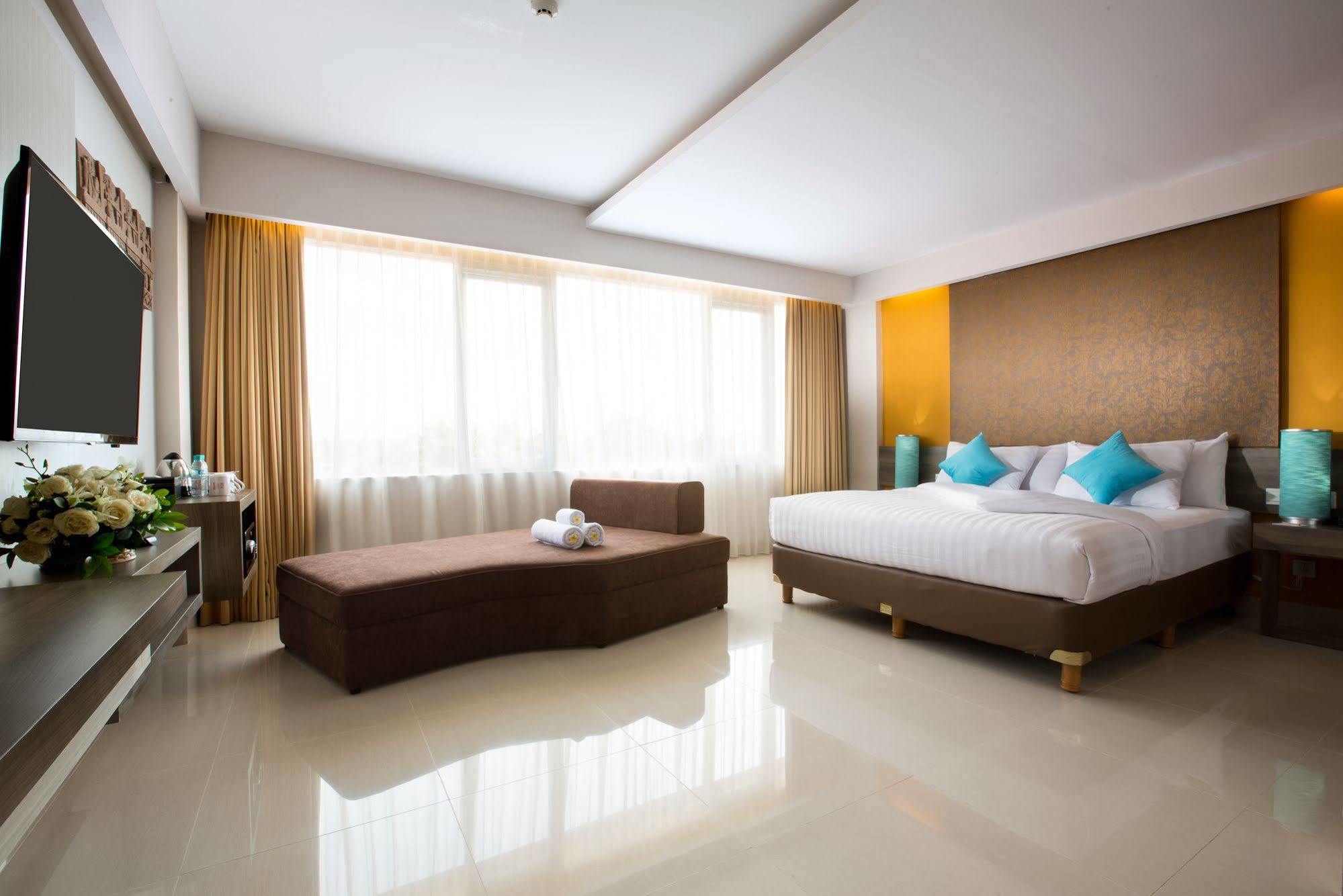 Hotel Siesta Legian Exterior foto